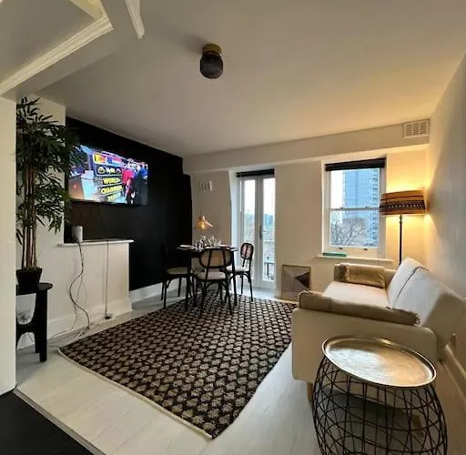 Stylish Urban Retreat In London